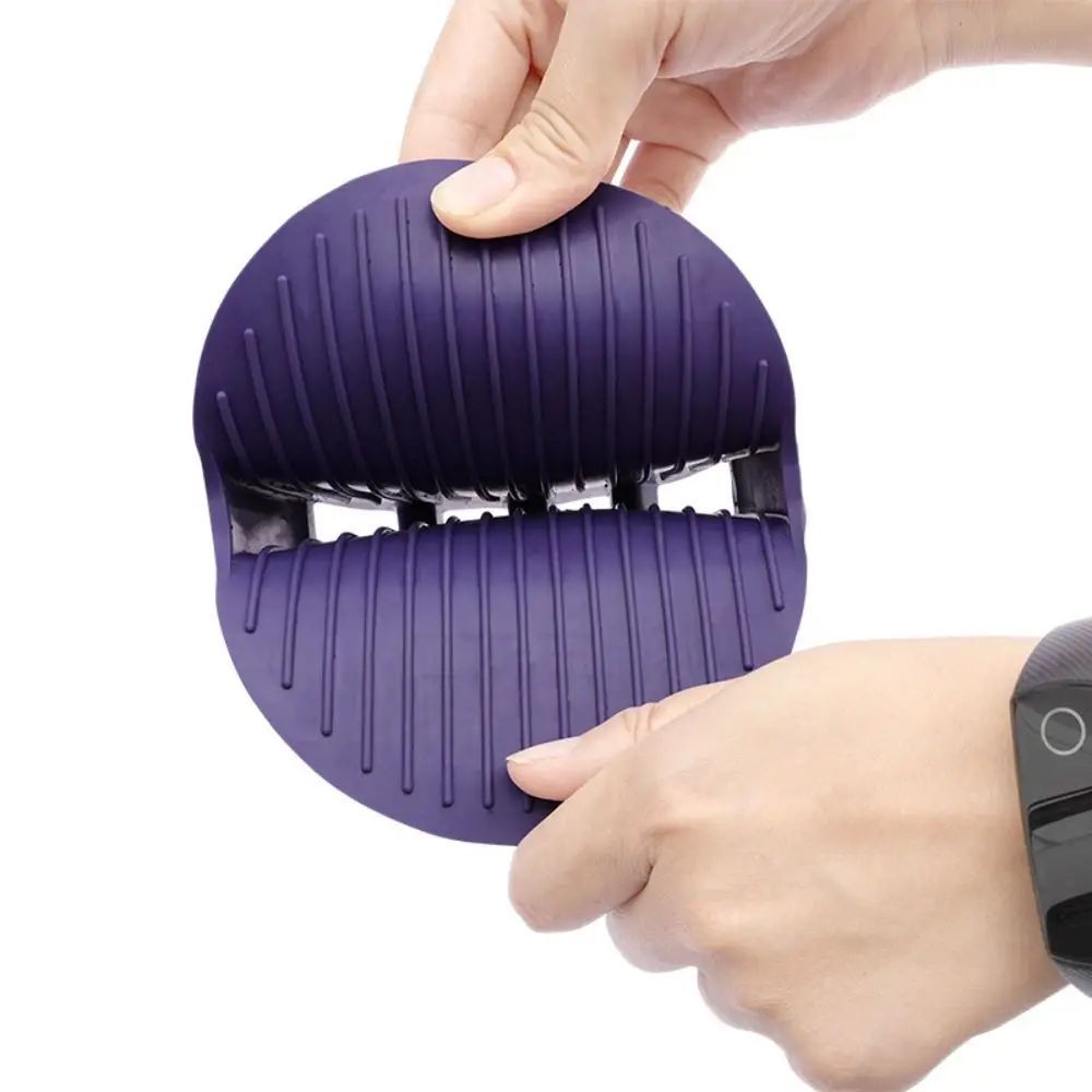 Dual-Sided Pet Shampoo And Grooming Brush With Soft Bristles